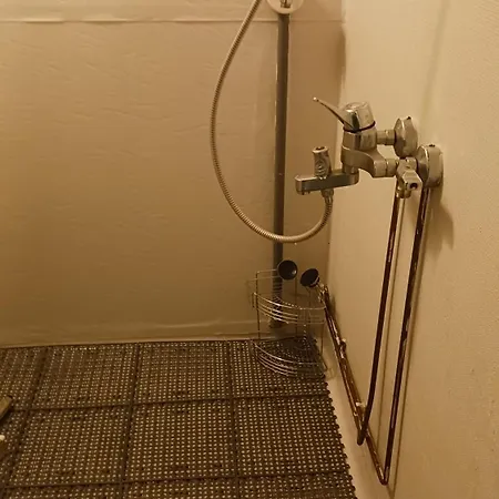 Cozy Economy For 4 At The Shopping Area Appartement *