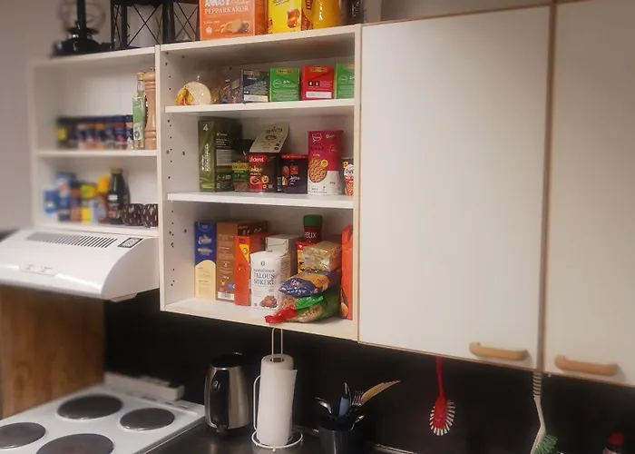 Cozy Economy For 4 At The Shopping Area