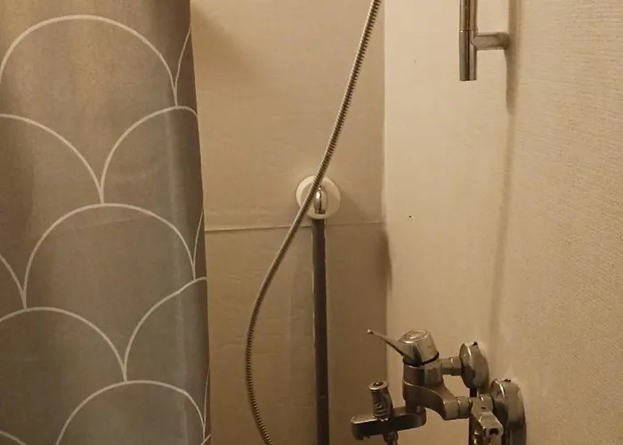 Appartement Cozy Economy For 4 At The Shopping Area